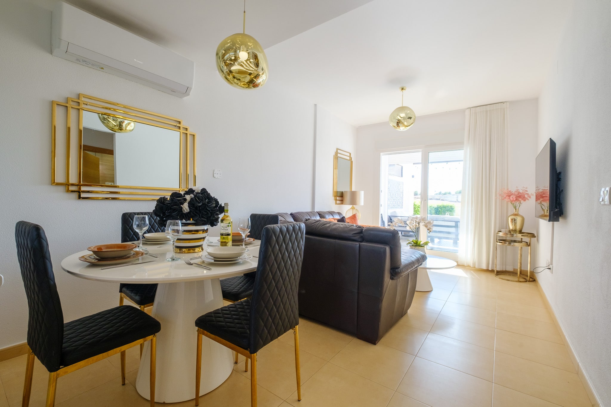Luna residence preview