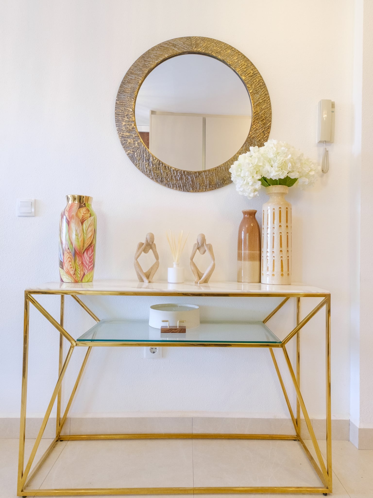 Verde · Entrance styling